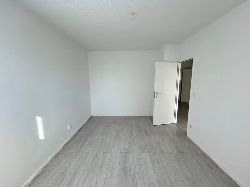 3-Zimmer-Wohnung mit großzügiger Loggia | Ab sofort verfügbar! — photo 1